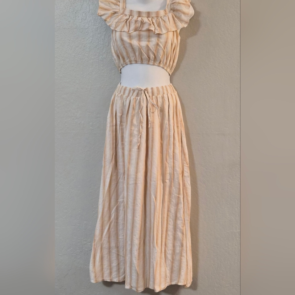 Mittoshop Cream Ruffle Skirt Set